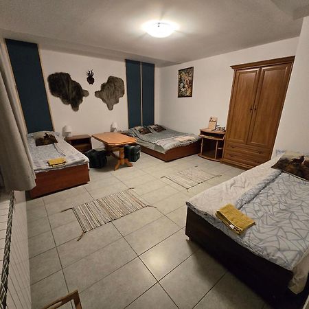 Appartamento Jastrzab Ropienka Esterno foto