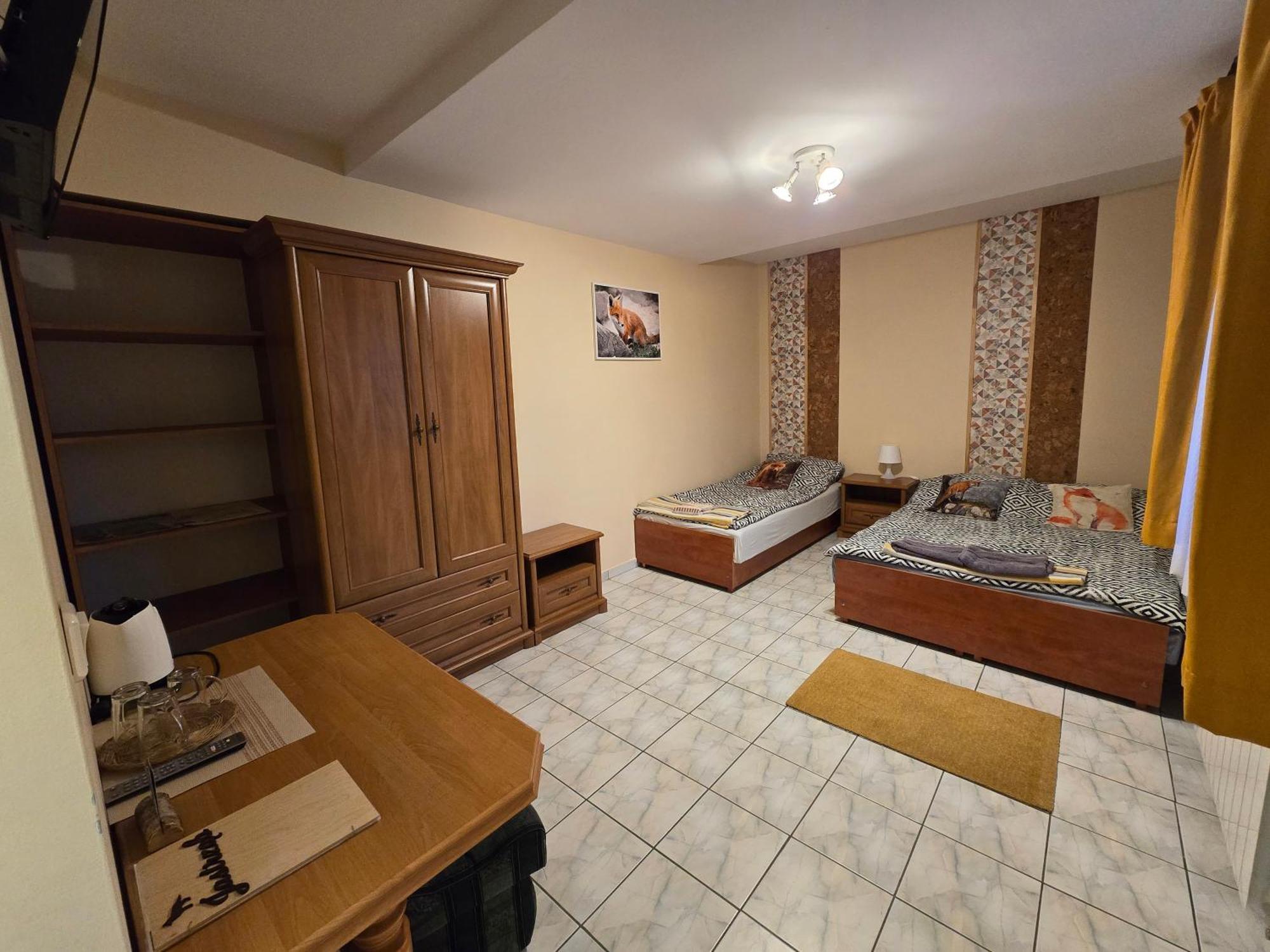 Appartamento Jastrzab Ropienka Esterno foto
