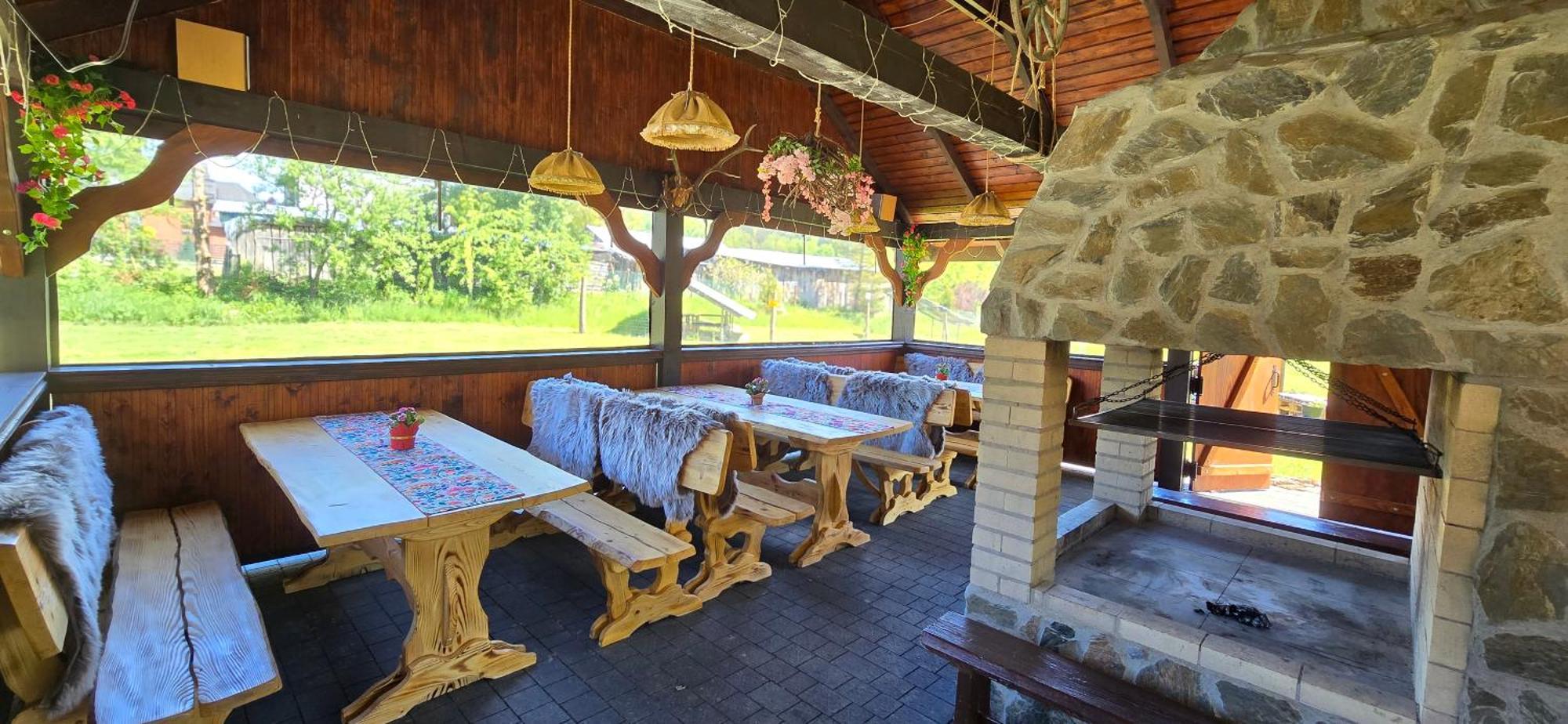 Appartamento Jastrzab Ropienka Esterno foto
